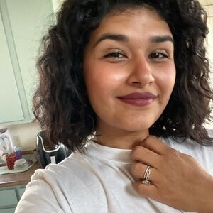 Meet your Posher, Vanessa